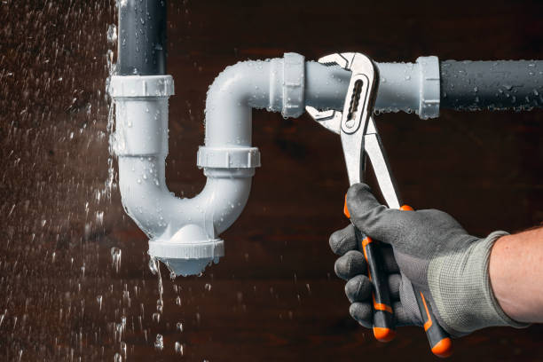 Professional Leak Detection technician working in Chimney Rock, NC